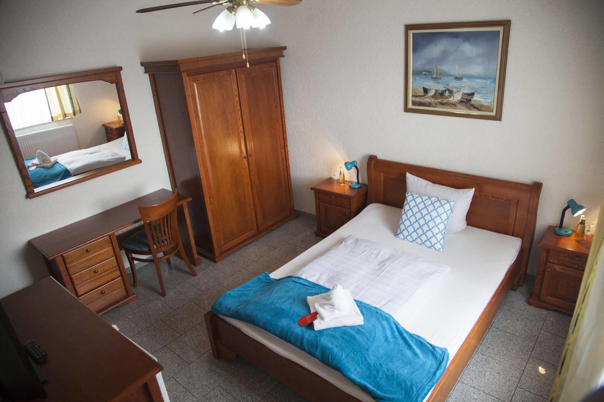 Hotel Atlantis Ramstein-Miesenbach Εξωτερικό φωτογραφία