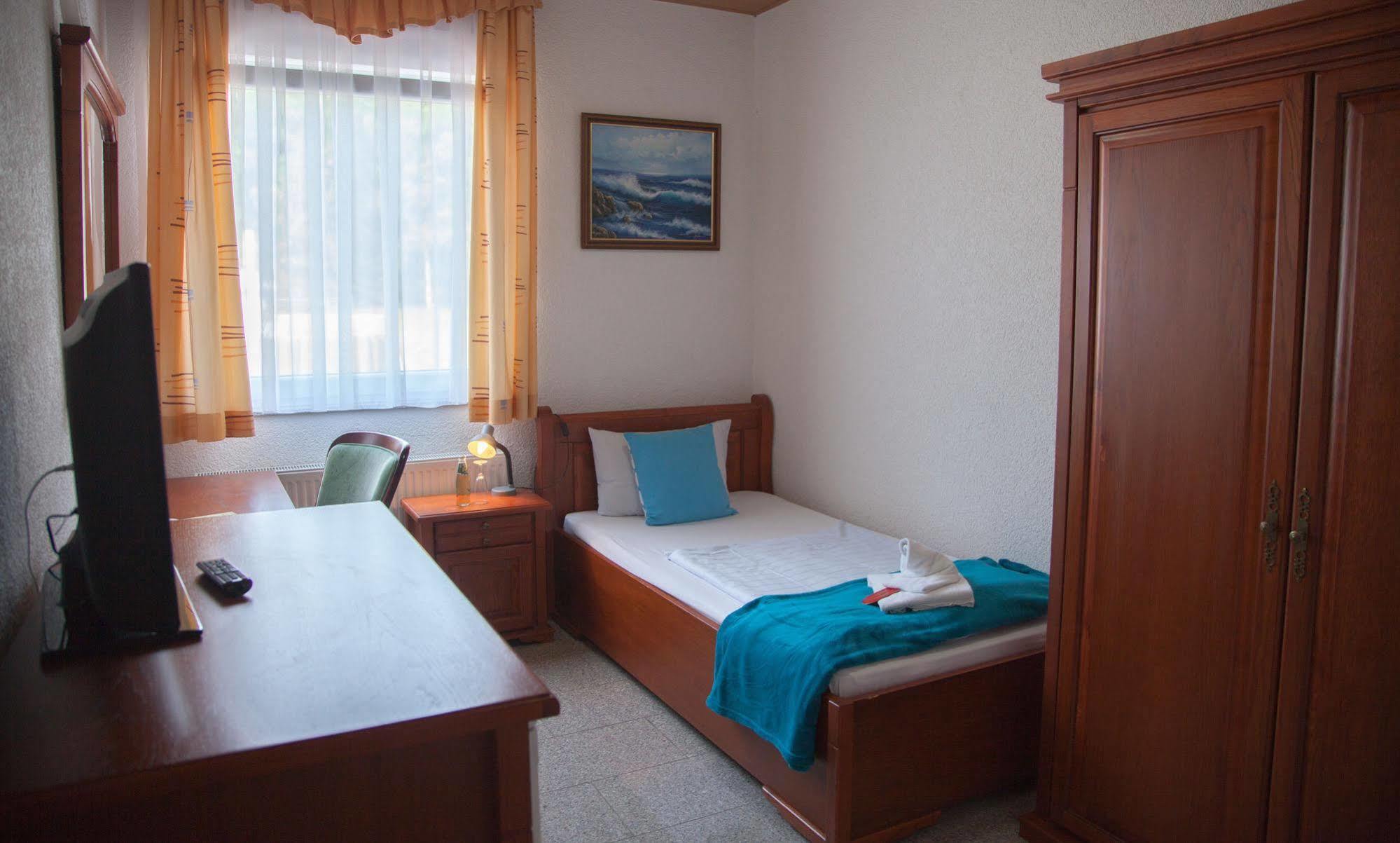Hotel Atlantis Ramstein-Miesenbach Εξωτερικό φωτογραφία