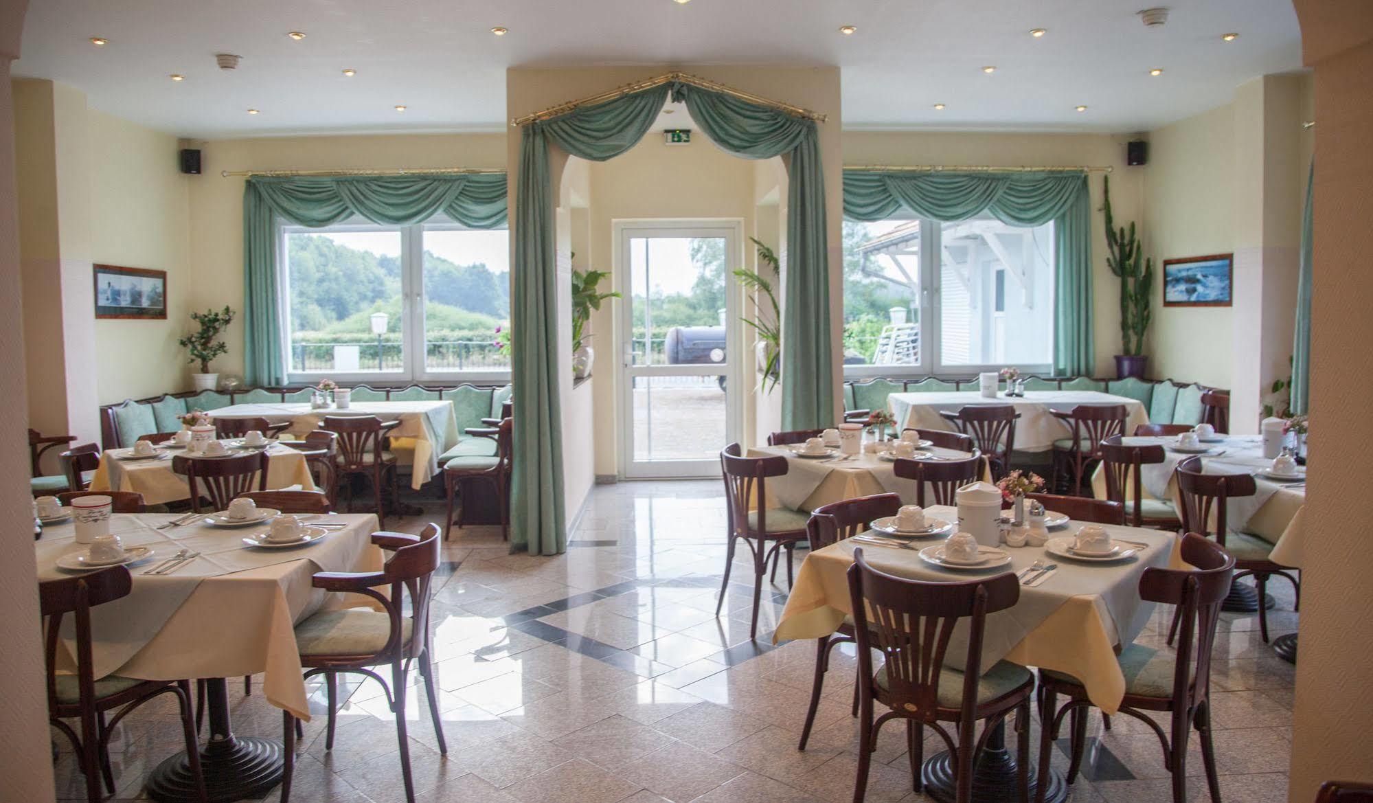 Hotel Atlantis Ramstein-Miesenbach Εξωτερικό φωτογραφία
